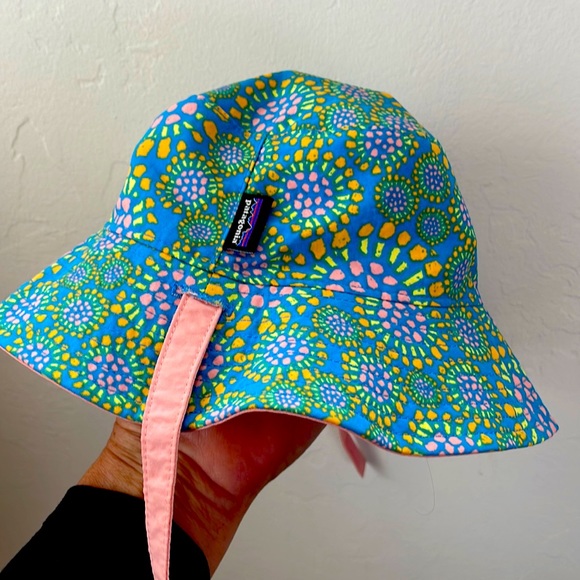 Patagonia Other - Patagonia Reversible Baby Sun Hat